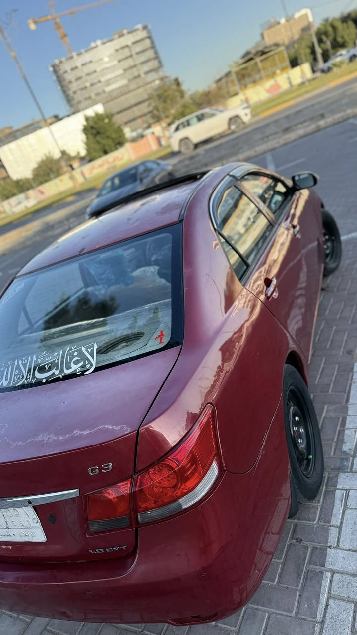 السلام عليكم السعر(58)
المكان كربلاء  ***********
بي وايدي للبيع 

موديل 2014
تبريد شغال 🥶
حدادية امامي خلفي جديد
صبغ حزام 
تشغيل بصمة
دواخل جديد
كهربائية كلها شغال 
محرك وكير جدد
تخم تاير ويلات جدد
