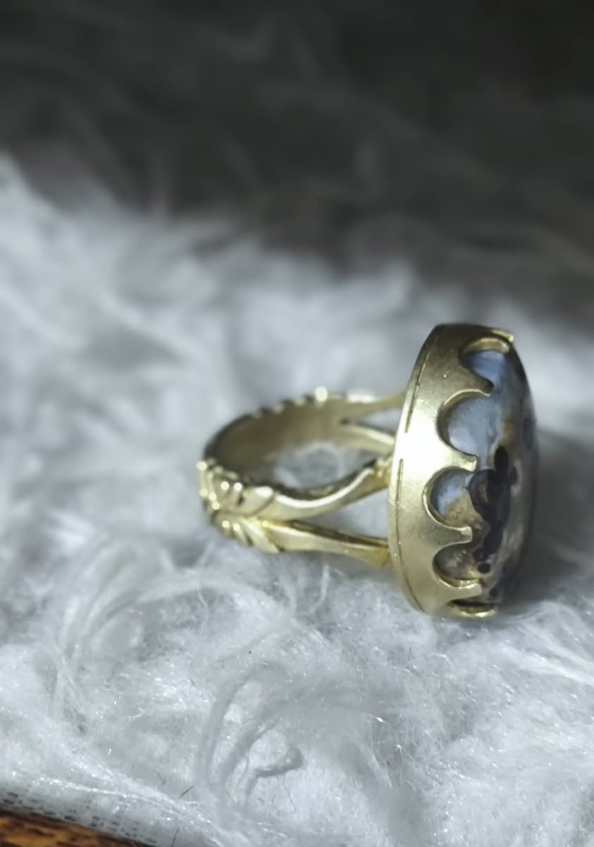 عماره ميسان
حجر داودي يماني مصور اصحاب الخبره تعرفه 
قديم دائري على صياغته نحاس يعني كامل 💯 
سعره15الف قفل بدون عمله مراسله خاص


**إذا كنت صاحب هذا الإعلان وتريد حذفه لأي سبب، رجاءا أرسل رسالة إلى الدعم الفني**