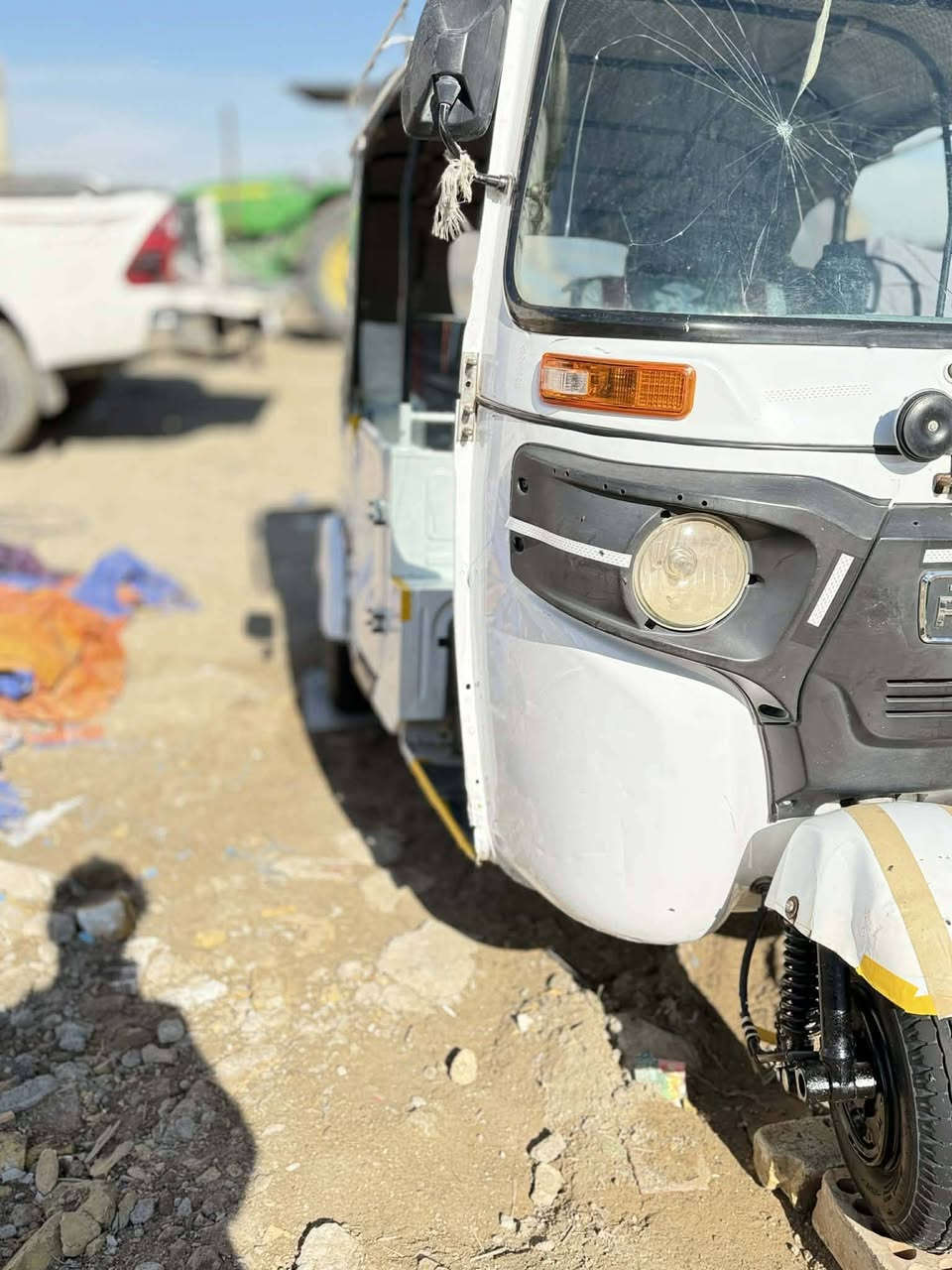 سلام عليكم تكتك للبيع مكفوله كفاله عامه رقم ذي قار مكاني ناصريه ***********
