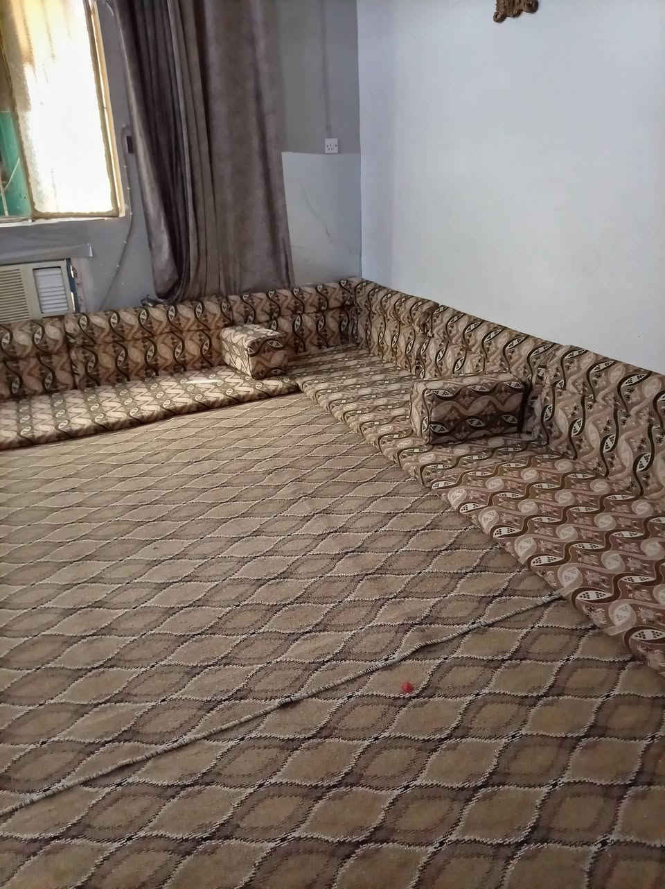 ديوان للبيع


**إذا كنت صاحب هذا الإعلان وتريد حذفه لأي سبب، رجاءا أرسل رسالة إلى الدعم الفني**