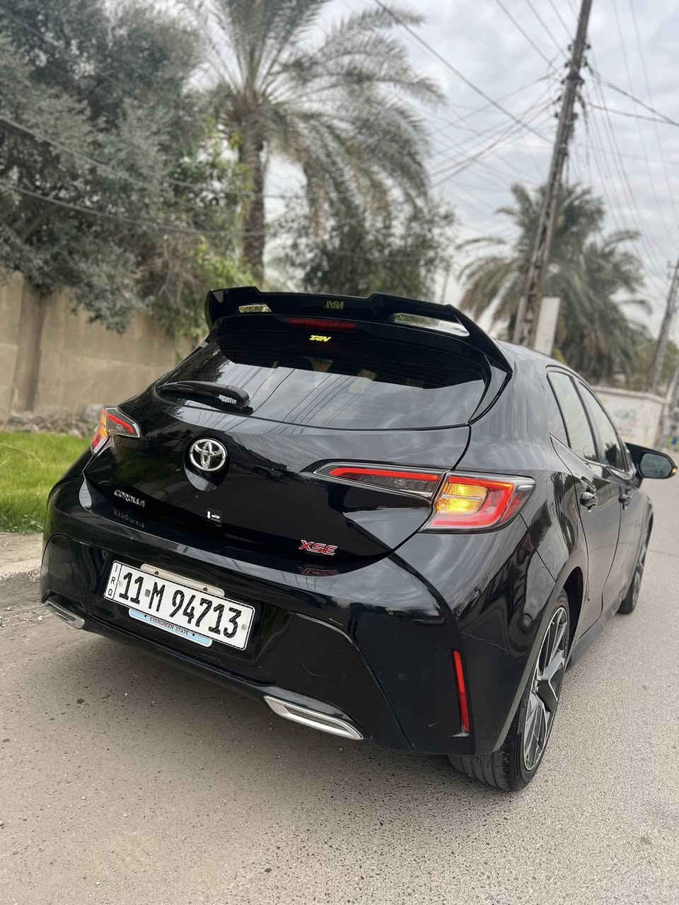 السلام عليكم
كورلا هاج باك فئة XSE 🚀
رقم بغداد / السنوية باسمي
ماشية 90،000  كيلو وليس ميل
 محرك 2.0 //168h.p  200n.m  

كير عادي 6سرعات عدا الR 

فول مواصفات 1/1 💢
 🎈10 air bags
🌀قيادة ذاتية تحديد المسار 
🌀رادار توقف ذاتي تنبيه ماقبل التصادم 
🌀مثبت سرعة 
🌀زر imt لتسهيل التنمير 
🌀هاند بريك بصمة
🌀اوتو هولد Hold 
🌀شاشة وسطية الcarblay+ android auto مع كامرة خلفية
🌀شاشة امامية عداد رقمي تكدر تغيرة الى اي شكل  
🌀كشنات جلد شكل ريكارو + مقعد السائق كهربائي بالكامل 
🌀نضام مراقبة النقطة العمياء 
🌀نضام تحديد المسار والتنبيه 
🌀بصمة تشغيل 
🌀5 بصمات أبواب
🌀سقف بلون أسود شامواه ◾️
🌀جميع الجامات auto 
الشكل الخارجي🥇
🌀جميع اللايتات الأمامية والخلفية والجانبية (LED◽️) بلادي
🌀شباك أسود رياضي 
🌀جناح خلفي (سبويلر) + سستم مرايا شبح +سستم يدات 
🌀صالنصات تصميم رياضي فتحتين 

♦️الضرر ‼️ 
باب الصدر + حافة الجاملغ الأمامي من جوة 
صور الحادث موجودة 
وبيها اثر حالوب ميبين ب الصور +  طخة بالدعامية موجودة بالصور ممسويها

ملاحظة📝البنيد سابقا مغلف ppf  ولغيتة 

إستهلاكياتها المبدلهن ومحاسبهن ع فلوس السيارة 😇😂
(((شمعات + طوبات +روس رواط + جامة امامية+ اذن محرك + ماسحات امامية وخلفية+ عبوة فيتبم أصلية 🇯🇵dinson+ دسكات )))

رقمي *********** 📞 متوفر واتساب

اسيا ***********
