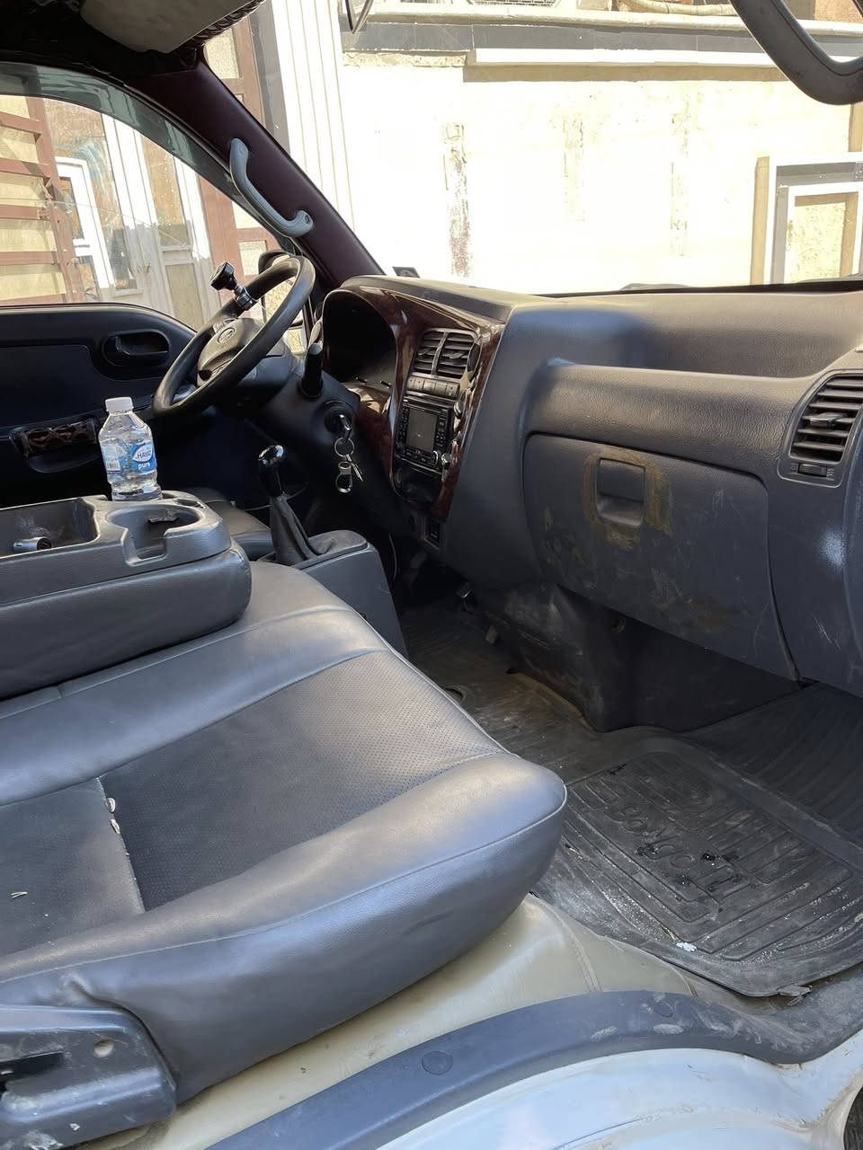 كيا فحل مفتوح موديل 2015 رقم واسط مكان بغداد سياره حلوه مراوس بكيا فحل مسكر فقط ***********
