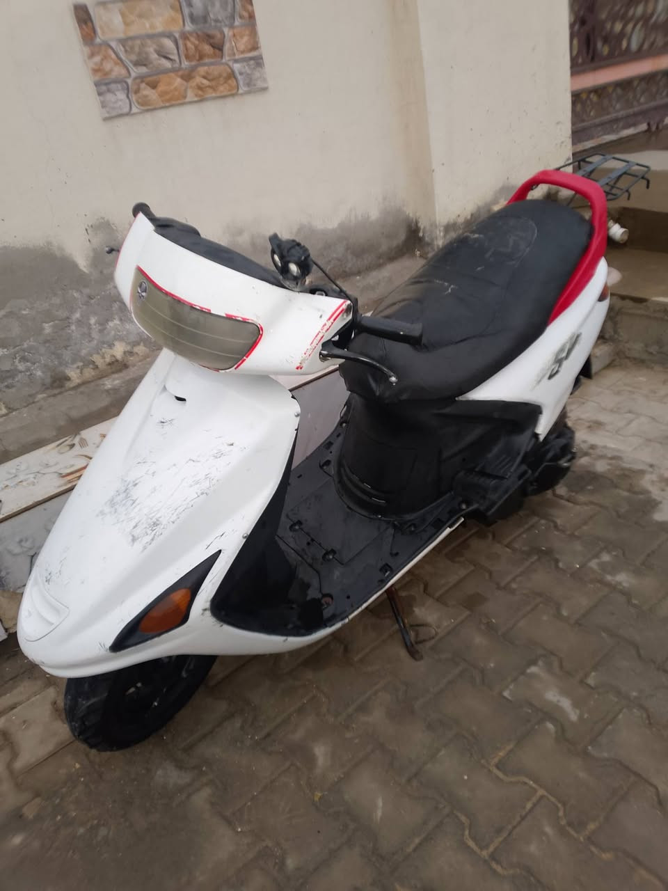 دراجه فراشه للبيع كامله أشير هورن مكينه ناعمه نقص بس شخاطه مال سلف مكان الاسكندريه/ 275 بيهة مجال/***********
