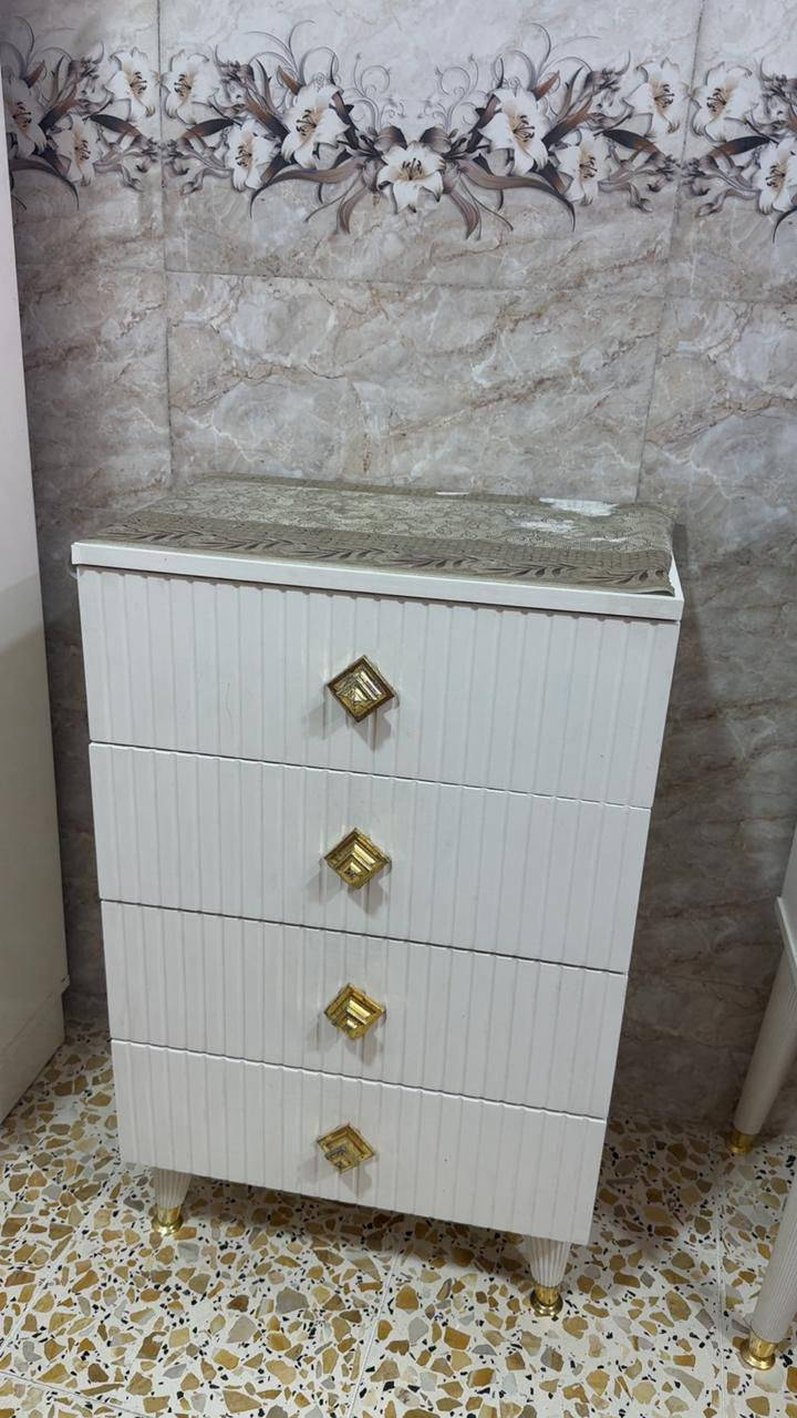 غرفه اخشاب نظيفه التواصل على التواصل ***********
