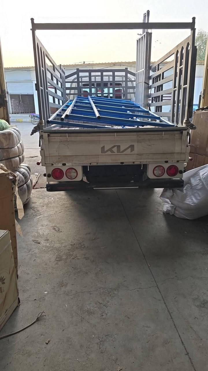 السلام عليكم باجر انشاء الله طالع منل زاب الى كركوك  كيه حمل الي عندة وصاء حاجه اي شي يتصل ويدلل -***********
