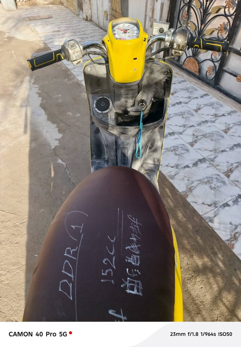 السلام عليكم
دراجه بوليس 2019للبيع دراجه ما مفتوحه افحص وين ما يعجبك نوزل نكره سلف بأي وقت منضومه زنون كهربائيات فووول اشاير لد كله بلاديه من طول للطول محرك مكفوول كفاله عامه كلشي ماعايزه مكاني نجف ابو صخير  حي المطاط   رقم الانتصال: *********** وهاذه الثاني *********** متواجد واتساب شراي يجي يراسلني واتساب
