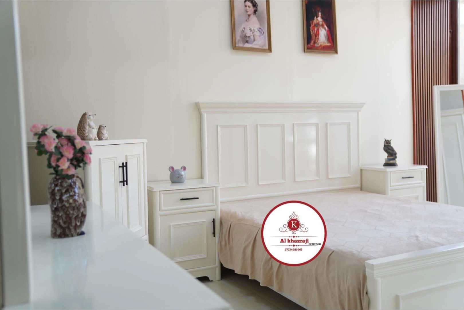 ⁨ موديل درة نجارة عراقية 100‎%‎ نجارة عراقية ضمن وجبة الدرجة الاولى  السعر 2 ملايين 850 الف ضمن وجبة الدرجة الاولى وضمن وجبة الأصباغ البويه غرفة 6 ابواب طابقين ملحق داخلي داخل صاج طبيعي 4 ملم وجهه الغرفه 5 ملم mdf جميع ملحقات الغرفه والكنتور الوجهه 5 ملم mdf اما الداخل 4 ملم صاج طبيعي  القاعدة بلوك صاج  الظهر چرچوبة داخلية شد براغي  النرماده شرطية   مجرات تحفير في الخشب صبغ اوف وايت  طابوريه هديه قياسات الغرفة الكنتور  طول 3.30سم ارتفاع 2.35  سم  عمق 60سم الميز مرايه 1.50 سم الجربايه 3.00 سم  المنام 1.70سم في 2.00سم الزاويه 1.15 سم عمق 60سم ارتفاع 2.35 سم السعر 2850 الشد والتوصيل مجاني إلى جميع محافظات العراق    تتوفر لدينا داخل صالة العرض تشكيلة من الموديلات 😊 📍 _زيارتنا على موقعنا حلة / منتصف شارع ابو القاسم /من جهة سوق الحلة الكبير مجاور دكتور مكي الابراهيمي طبيب الاسنان.. ***********   *********** #معرض_ومعمل_الخزرجي_للأثاث  #اكسبلورexplore #بغداد #الشعب_الصيني_ماله_حل😂😂🏃🏻‍♀️ #creatorsearchinsights 
