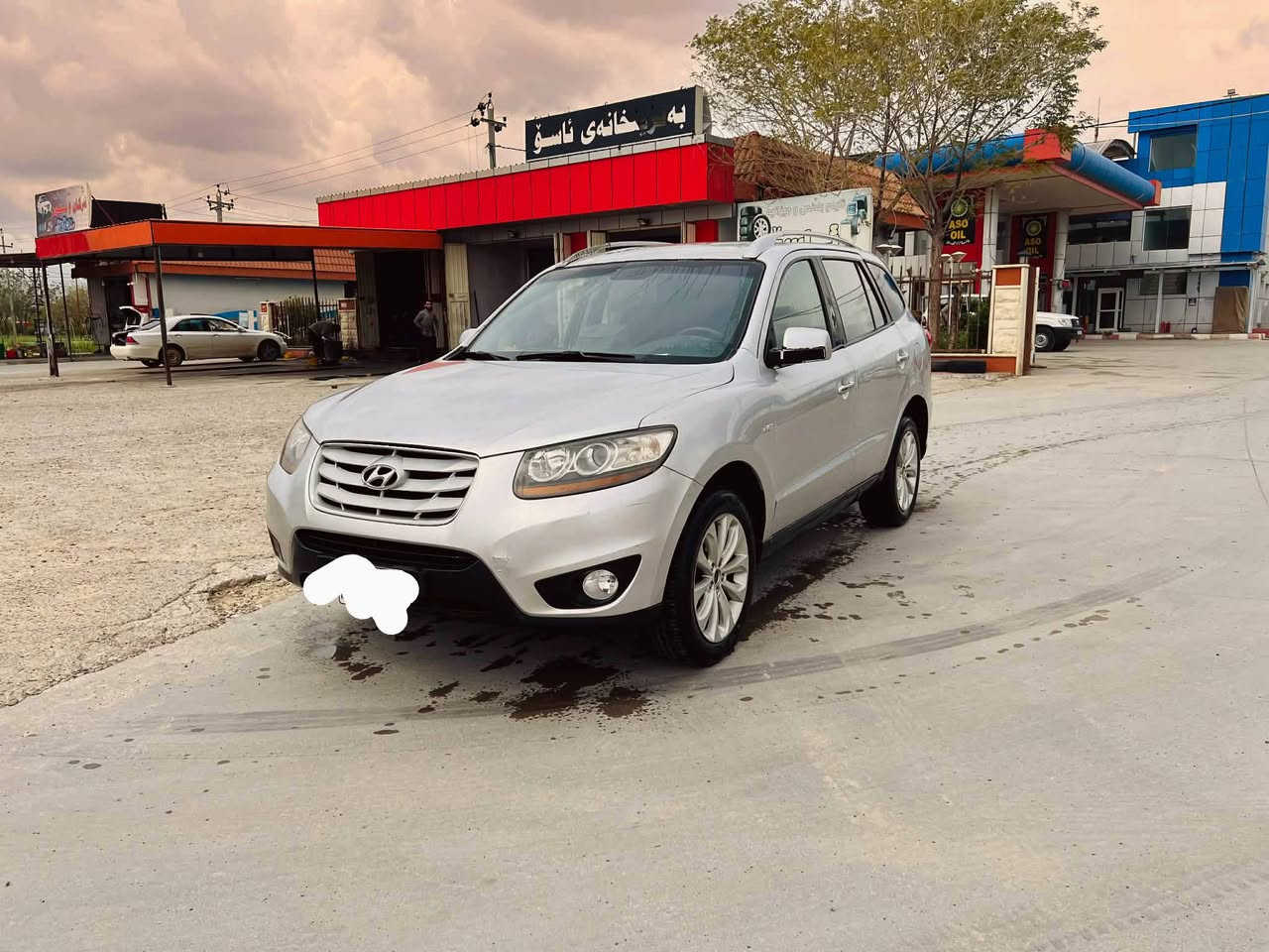 بۆ فرۆشتن یان گۆڕینەوە بە ئاڤانتی 

هۆندای سانتافی 2010
جلد و هیتەر  
فول مواسەفات بەس سڵاید نیە
مەکینەی گازە 
 شوێن کەلار
0772 523 7316
موشتەیت تەلەفونکە لەخزمەتام
