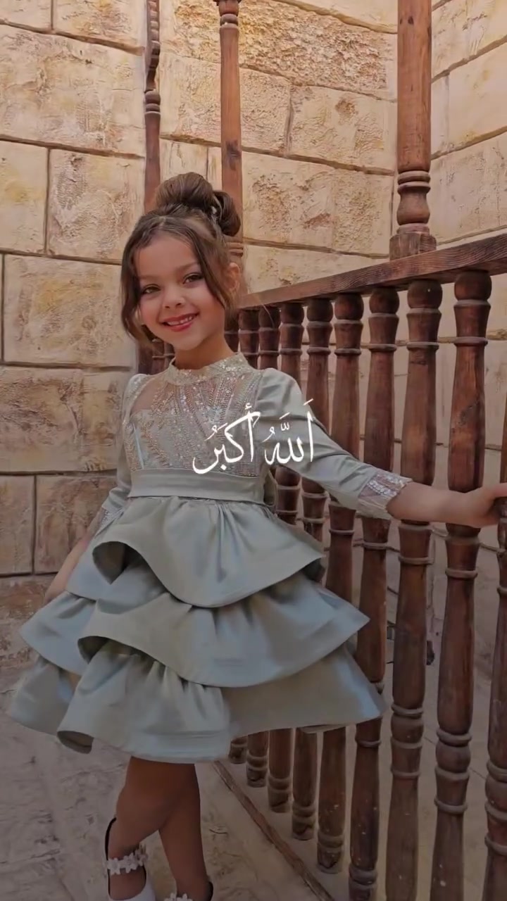 فساتين سوارية بنات من سوريانا كيدز 💃🕺🌹👗💕.


**إذا كنت صاحب هذا الإعلان وتريد حذفه لأي سبب، رجاءا أرسل رسالة إلى الدعم الفني**