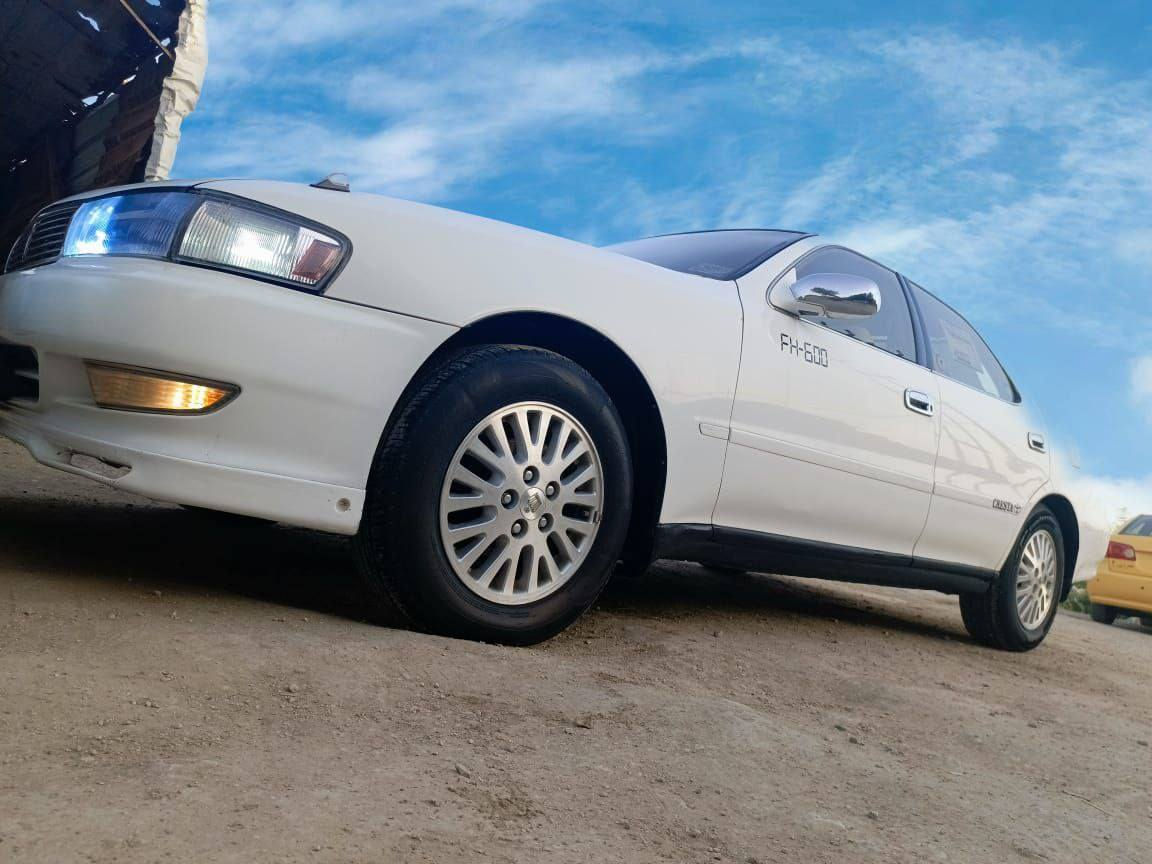 سلام عليكم كرسته نفخ للبيع مديل 94مكينه وكير كارتون ونجي حداديه تخم تاير تبريد ثلج رقم بصره انكليزي بسمي مكفوله من الضربه والصبغ والخياس  ويل كب ملكه السعر خاص  ***********
