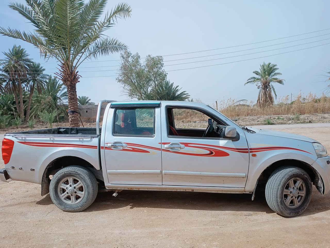 السلام عليكم
للبيع كريت ويل 2012 
السياره مصبوغه جماليه فقط 
مكينه محرك كير مشروطات : 

السعر 55 وبيه مجال للطيبين : الرقم ***********
