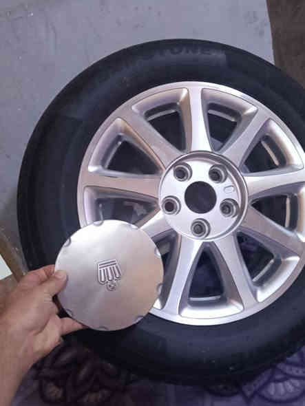 السلام عليكم 
ويل لبيع نجمه حجم16
يرهم جنون ويرهم راس الثور 
حاويه مصبوغ ومجلي 
بي تخم تاير زيرو 
مكاني البصرة خور الزببر 
رقم الهاتف ***********
السعر 525
