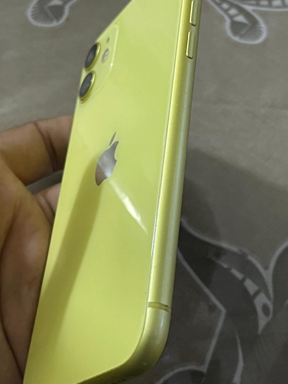 سلام عليكم ايفون 11عادي جهاز نضافه 100/80 ذاكره128 لون ليموني جهاز مبدل بطاريه شرط أصلية بطاريه97 وكلشي شغال مابي اي مشكله سعر الجهاز 230بي مجال بسيط حك الجيه للاستفسار ***********
