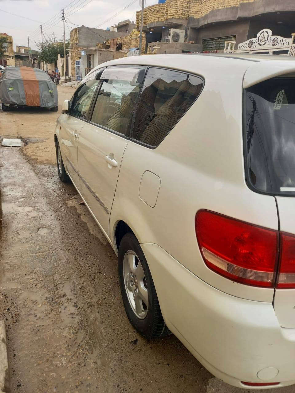 للبيع تيوتا ابصم 2001 سياره بلاد مكينه كير تبريد خير من الله  توويل مكفوله رقم ميسان مداور باسمي اتصال على الرقم ***********
