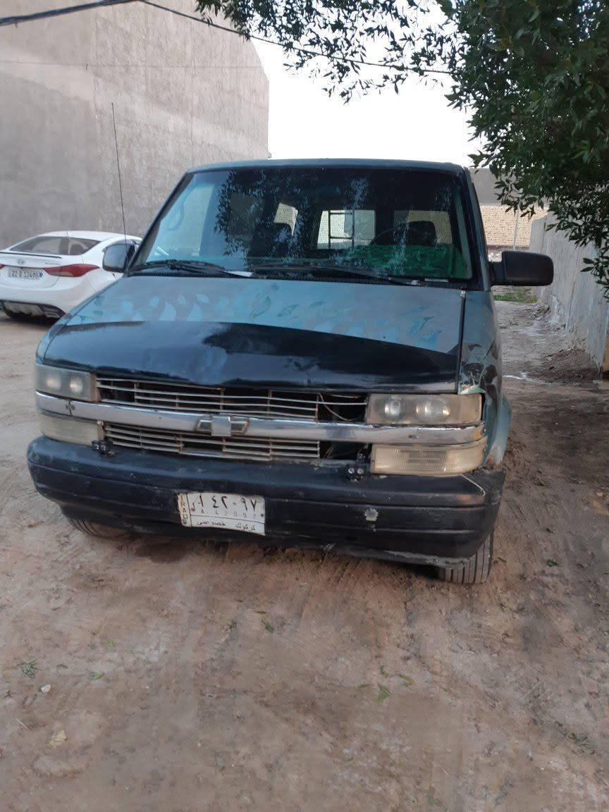 سياره فان استرو للبيع او مراوس رقم كركوك محور مكينه وكبر فيفيتي مكاني بابل *********** سعرها ٢٠روقه
