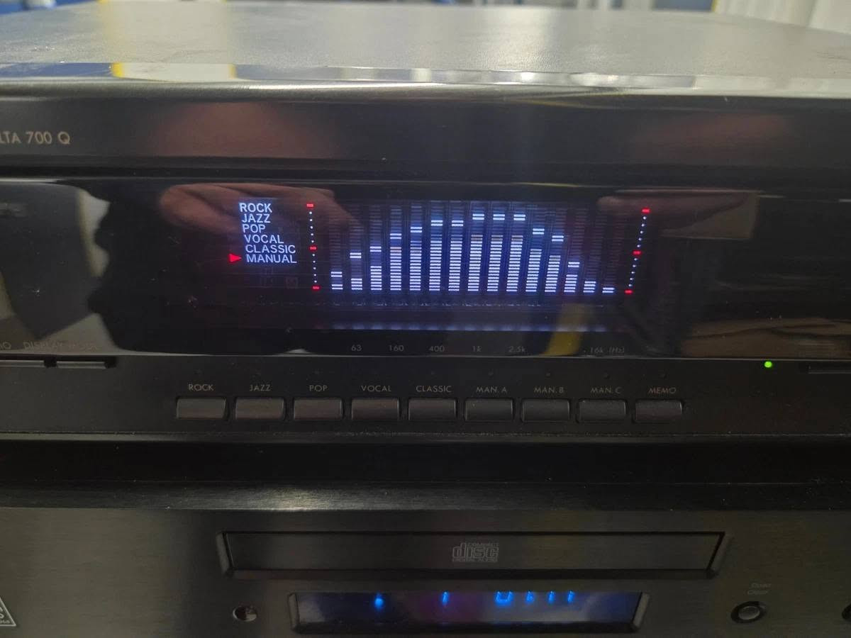 Equaliser Goodmans 700 Q
ايكولايزر احترافي شبه جديد كهرباء ٢٢٠ على وضع الشركة تحكمات اشكال ازار خزن قياس ٣٦ السعر ٦٠ الف
متوفر توصيل ***********
