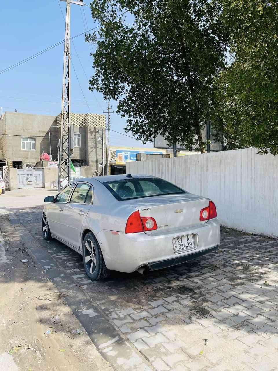 للبيع

سلام عليكم 

ماليبو موديل 2012 

محرك 2.4

 فول مواصفات للأخير 

فتحة سقف طكتين

تدفئة كشنات 

نقطة كهرباء داخلية 

مراية وسطية تعتيم 

السيارة كلها دبل جام 

داخل بيجي ورصاصي وبقية المواصفات المعروفة 

حادثها جاملغ وبنيد وبيها صبغ الجاملغ الثاني و باب السائق 

السيارة رقم دولي 

‭0771 820 6087‬ رقمي اتصال او واتساب متوفر للاستفسار 

السيارة بيها مشكلة بالمحرك ابييعلك كايم
اي نقص ثاني مابيها

السعر 55 ورقة وبيها مجال
