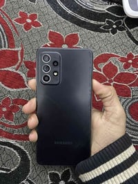 جهاز A52s 5G ذاكره 256 رام 8 جهاز ابلاد بصمه شغاله فقط الضهر بي كسر اص...