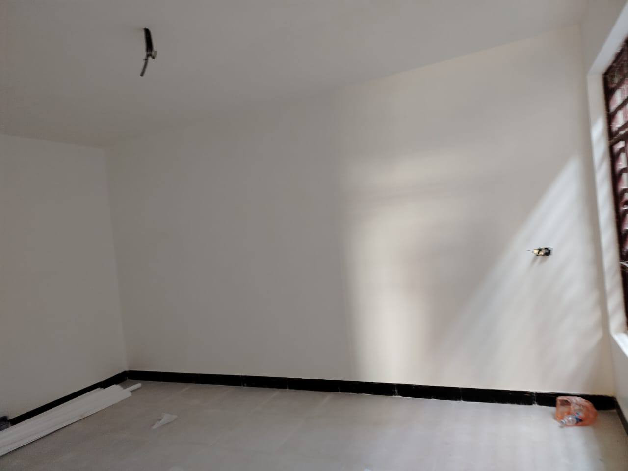 السلام عليكم ورحمة الله وبركاته لبخ درجه اوله شرط استلام مهندس جص اسمنت بورك درجه اوله الشغلي كله بل صور كدامكم *********** عل خط والخاص مفتوح
