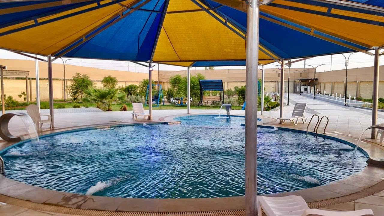 منتجع_الماء_والخضراء
في صلاح الدين قضاء بلد 
مسبح للكبار والأطفال 🏊🏻‍♂️
حدائق 🌳
منتجع متكامل (غرف نوم 2 وصالة كبيرة ومطبخ تركي + حمام غربي و شرقي) 🏡
مناقل شواء  لكافة انواع المشاوي 🍢
كهرباء على مدار 24ساعة⚡️ 
خدمه انترنيت 📱
گراج سيارات كبير جدا 🚙 
العنوان 📍صلاح الدين/ قضاء بلد / مدخل المدينة 
للحجز ☎️📞
*********** كرار
 وتساب
***********

