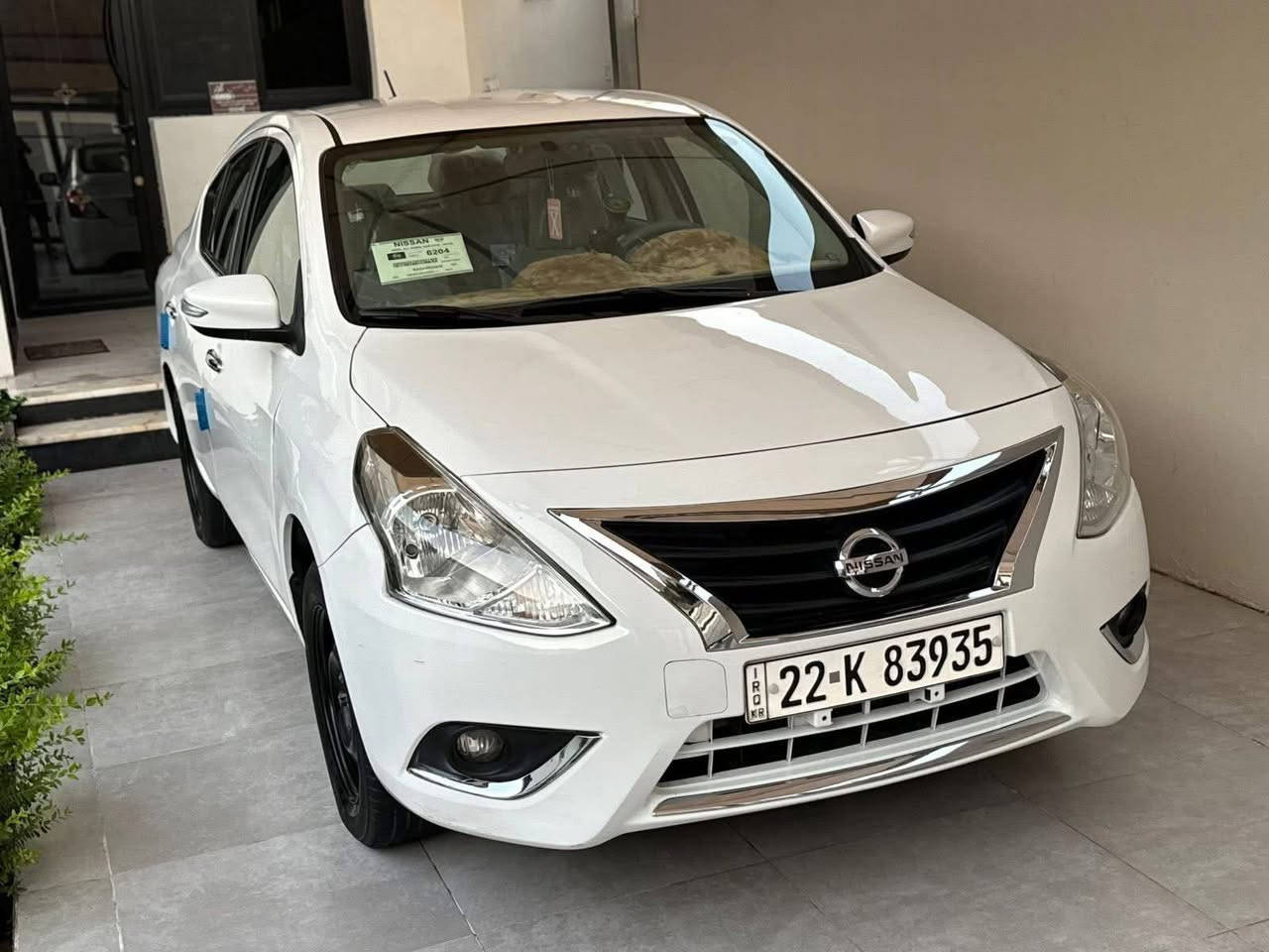 سلام عليكم اخوان نيسان صني مصري موديل 24رقم اربيل دولي تحويل او وكالة ثاني يوم السيارة كير محرك صدر تبريد جديد بل شرط تخم تاير جديد تبريد قطعتين شاشة كامرة حساسات خلفية بلاد السيارة بيه صفحة السايق مصبوغة وباب الصدر والجاملغ القمارة مابيه صبغ ابيع حزام والسونار مرفق بل صور ترهم مراوس حسب القناعة الاتصال *********** بغداد, العراق

