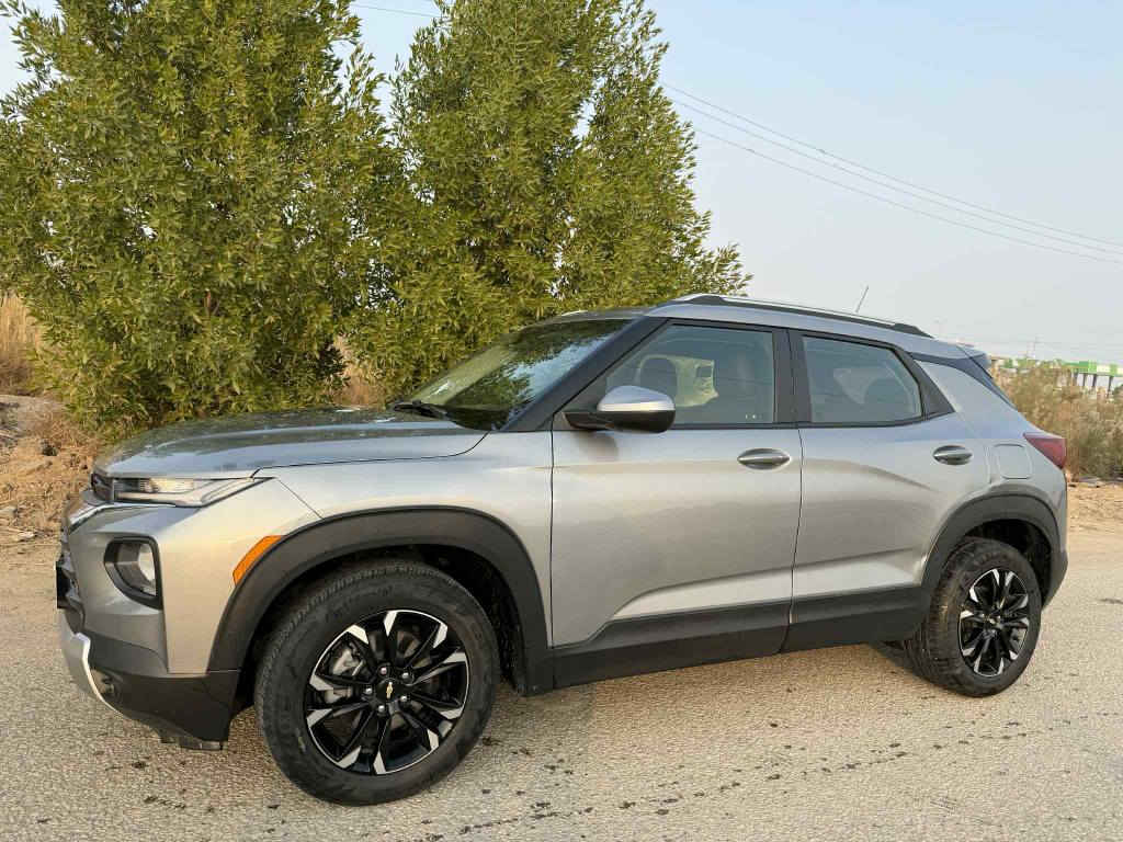 شفرليت تريل بلايزر موديل 2023 حادثها مرفق بل منشور مواصفات سياره LT رقم انكليزي 
بصمه أبواب
بصمه تشغيل
تشغيل عن بعد
إطفاء ذاتي
كشنات كهرباء
تدفئه تبريد
لدات
شاشه بلوتوث
حساسات
كامره دواره
تحكم ستيرن
سعر 135 وبيها مجال شراي يتصل مكان سياره بابل حصوه الاسكندريه رقم هاتف *********** بغداد, العراق
