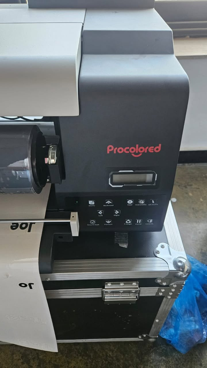 للبيع طابعات UV DTF احترافية
العدد : 5 طابعات

🔹 الموديل: Procolored VF13 Pro

🔹 النوع: UV DTF Printer

🔹 حالة الطابعة: جديدة وجاهزة للعمل

🔹 تطبع ستيكرات UV DTF عالية الدقة بألوان قوية وثابتة

🔹 مناسبة لمشاريع الطباعة والإعلانات والهدايا والدروع 

والأكواب والعطور والعبوات والزجاج والمعادن والبلاستك

كاملة مع كل ملحقاتها والالوان 

مميزات الطابعة:

✅ طباعة ملونة عالية الجودة

✅ طباعة ستيكرات جاهزة للنقل على أغلب الأسطح

✅ مناسبة للإنتاج التجاري والمشاريع الصغيرة والمتوسطة

✅ دقة طباعة احترافية

الطابعة مناسبة لكل شخص يريد يبدأ مشروع طباعة UV DTF أو يوسع شغله الحالي.

📍 الموقع: بغداد - حي الجامعة

📞 للاستفسار والمشاهدة 

***********
