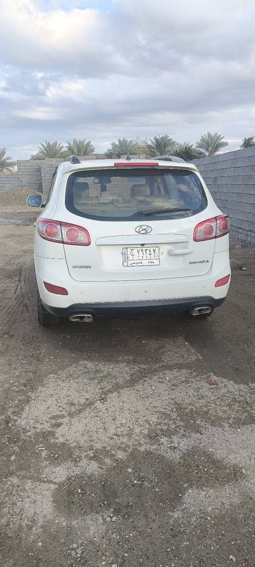 للبيع.      سنتافيا 2011 
خليجي 

ضربه بسيطه بلباب الخلفي 

مكفوله گير

 محرك جديد 4 سلندر

سويج مو بصمه 

نضيفه انضف من الصوره 

السعر  135 بيها مجال  بسيط 

الموقع: الگرمه الشهابي 
 
رقم الهاتف: ***********
