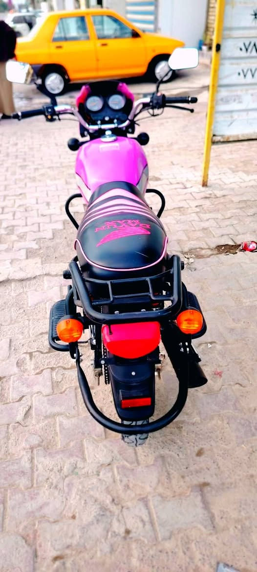 سلام عليكم دراجة دايوان مديل ٢٣ دراجة جديدة مكفولة من كلشي سعرهة مليونين(***********) كوت شهداء
