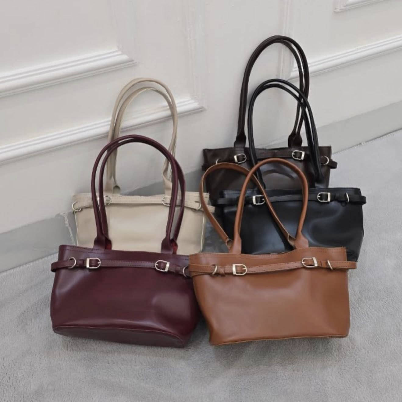 حقيبة السعر 9 
يوجد توصيل داخل النعمانية


**إذا كنت صاحب هذا الإعلان وتريد حذفه لأي سبب، رجاءا أرسل رسالة إلى الدعم الفني**