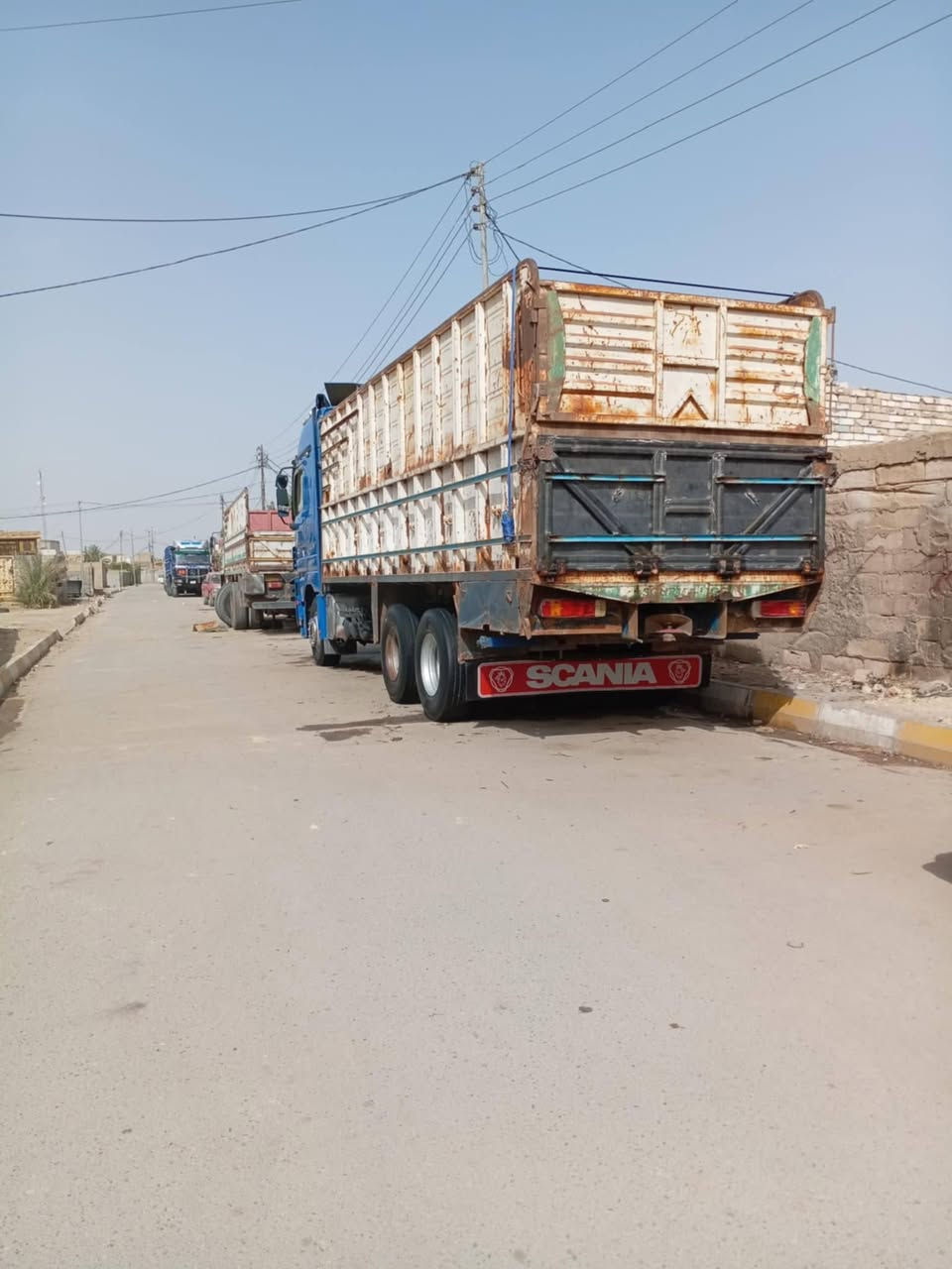 سلام عليكم بدي لبيع طول 7و40 رتفاع 220
***********
