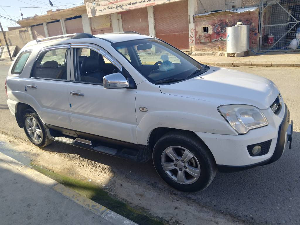 كيا سبورتج 9 كوري بدون صبغ رقم نينوى مسطره جديد سنويه وهزه جديد وتبريد تدفئة سياره جاهز مآل جناي مكينه ما مفتوح بها كابون بنزين كهربائيات جاهز شرط تحويل أنا صاحب شرعي رقم هاتف ***********/سعر 126
