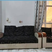 تخم مستعمل للبيع 5 قطع 2 كبار و2 صغار و1 وسط السعر 220 وبي مجال  الشرا...