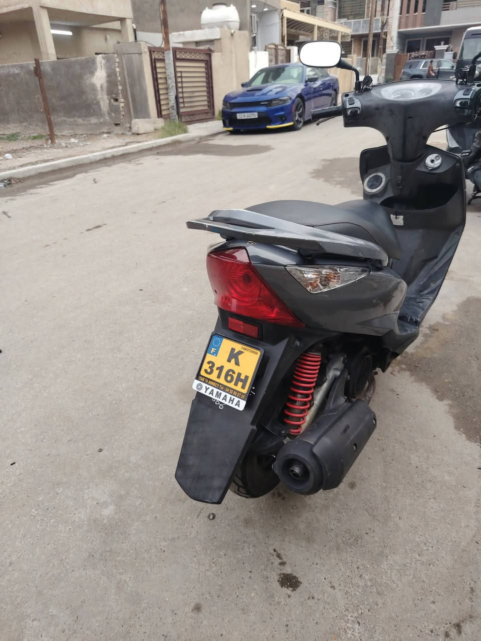 السلام عليكم ثعلب للبيع نضيفه بمعنه الكلمه اي نقص مابيه السعر650الف اوبيه مجال حك الجيه العنوان الدوره حي المخابرات رقمي ***********
