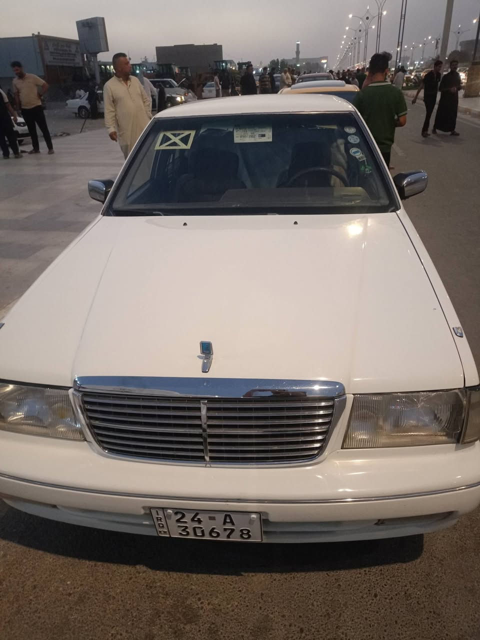 سلام عليكم نيسان سادرك ماديل 2001بسامي سياره حلوه كلش سياره كفاله من ضاربه بس مصبوغه جماليه وبيه خيط تبخير وسعره 65 وبيه مجال لشراي وهاذه رقم ***********
