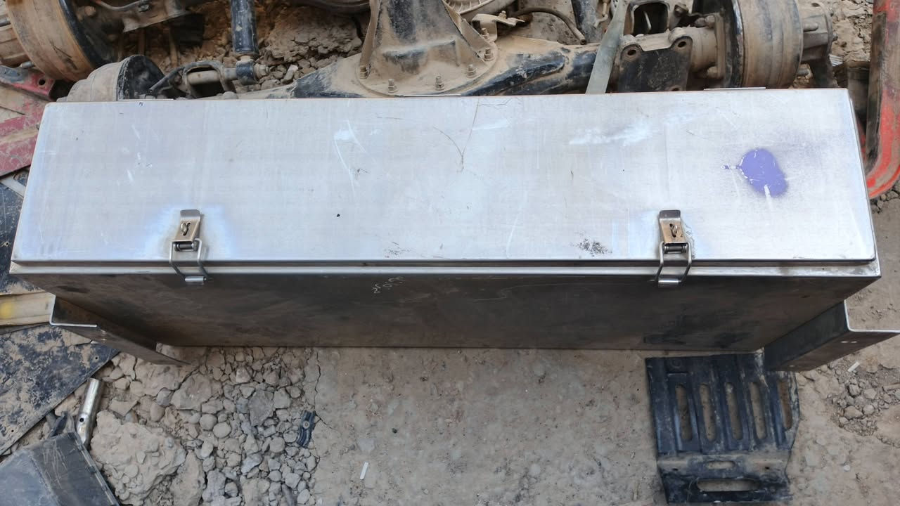 السلام عليكم ورحمه الله وبركاته ادوات هينو احتياطيه للبيع مكان حله شارع 80 استفسار 
***********
