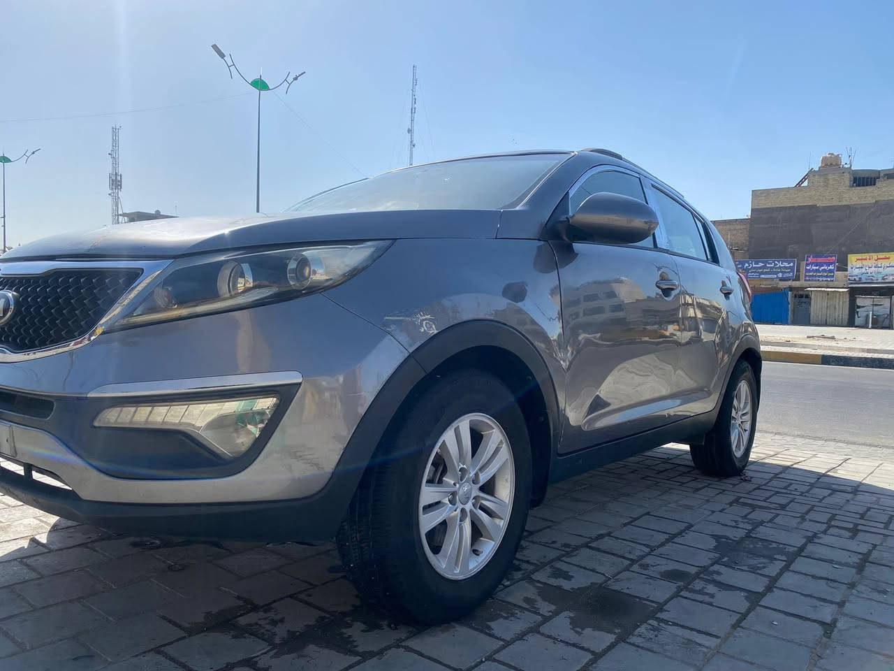 السلام عليكم كيا سبورتج 2014 رقم دولي باسمي تحويل بغداد سيارة صبغ عام صدر جديد تخم تاير المكان بغداد السعر 90 ورقة بيها مجال قليل مستعجل على بيعتها ***********
