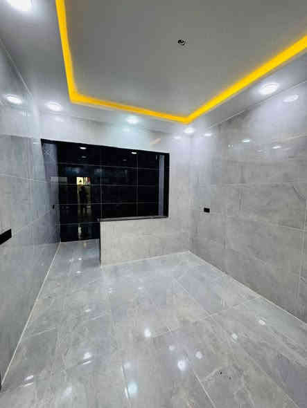 مكتب_الرواسي_للعقارات 
•بيتين للبيع في حي السكر على شارع 20 متر 
•المساحة 155 متر الواجهة 7 ونص لكل بيت 
• طابقين بناء حديث فول استلام فوري/ شارع تبليط بعرض 20متر 

•الطابق الاول : غرفتين نوم مع هول واستقبال ومطبخ وصحيات
•الطابق الثاني : اربعة غرف نوم مع هول وصحيات 

🌍الموقع  مميز : حي السكر قرب سوق السكر على شارع 20م
📃 سند سكني ملك صرف / شرط القرار التمليك  والتحويل 
سعر 325 مليون قابل للتفوض 
للإستفسار مراجعة المكتب او الاتصال على الأرقام التالية   عمار العبيدي   

***********

*********** واتساب

  ايمن   

 ‏‪0750 214 4093‬‏    ‏

‏‪0775 630 2993‬‏ واتساب

   اوس 

‏ ‭0770 287 3744

‏  ‬ ‭0750 219 5078‬    

ابو سند 

‭0 775 714 2899‬

عنوان المكتب حي النور سايدين دانية ماركت مقابل افران الرائد   #الرواسي_للعقار
