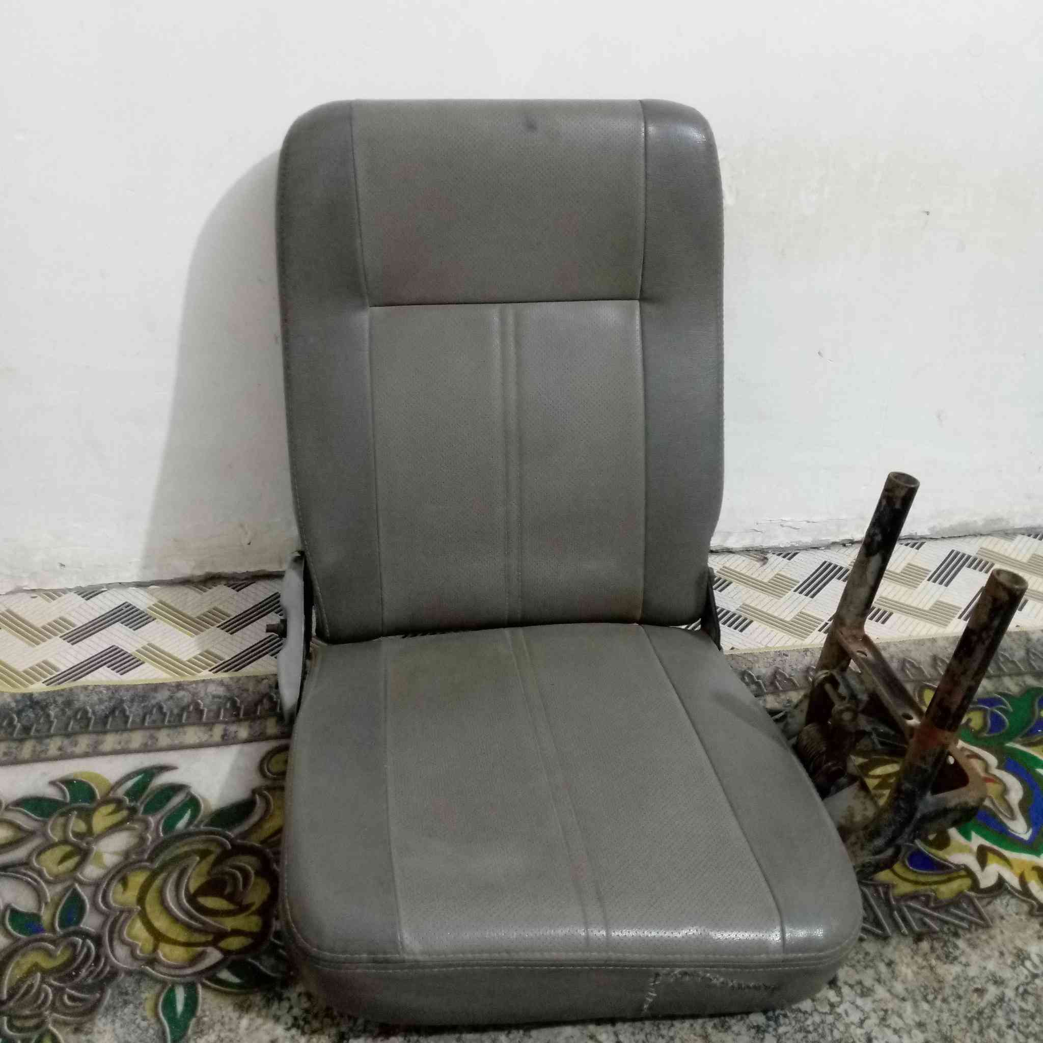 كشن كرسي قلاب كيا بريجو نظيف أريده ب٦٠ الف مدوشم اصلي يعني بلاده هوه هيج نظيف المكان بصره ابو الخصيب وتدللو ومن رخصت أدمن


**إذا كنت صاحب هذا الإعلان وتريد حذفه لأي سبب، رجاءا أرسل رسالة إلى الدعم الفني**