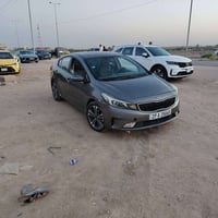 اخوان سياره سيراتو 2017  مصبوغه حزام الجماليه ماعده القماره مامصبوغه ب...