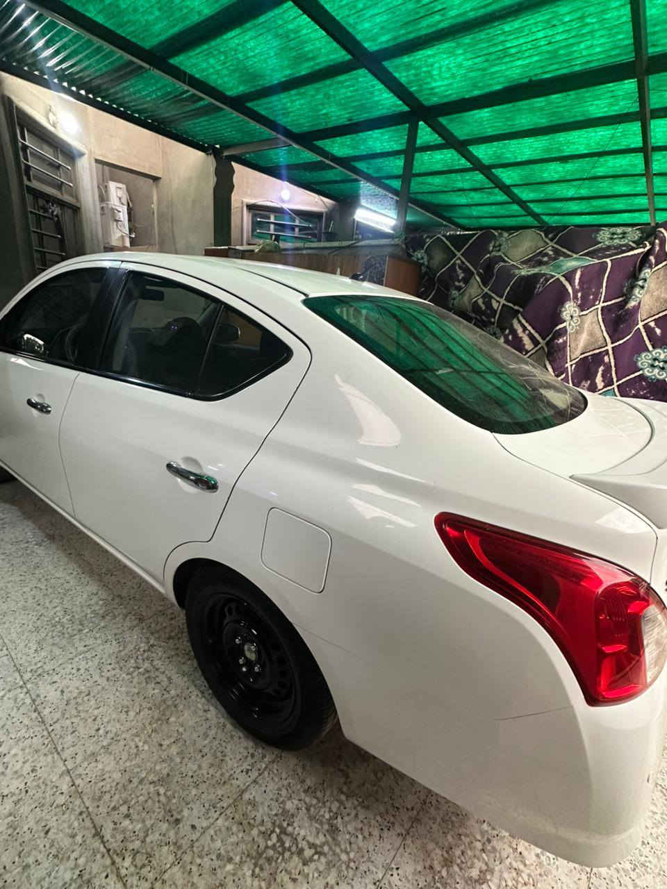 السلام عليكم
عندي نيسان سني موديل ٢٠٢٣
ماشيه ٣٦ كيلو 
سياره جديده  مكفوله كفاله عامه برغي نقص مبيه سبير بعده منازل  السونر مالته ويا الصور موجود 
عارضه ١١٩ بيه مجال  مكاني بغداد  الدوره 
رقم الهاتف  ***********
