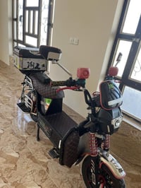 موطور شحن • موديل ٢٠٢٥ • ٦ بطاريات