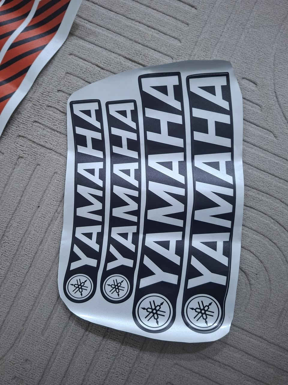 متوفر لزگات ستيكر كروم #Yamaha 
@highlight


**إذا كنت صاحب هذا الإعلان وتريد حذفه لأي سبب، رجاءا أرسل رسالة إلى الدعم الفني**