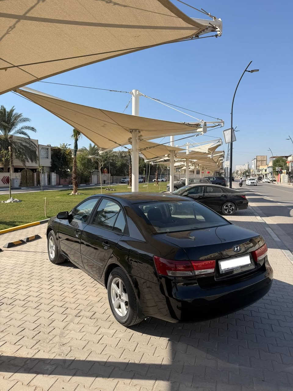 السلام عليكم
#ادوات #ادوات #ادوات
متومه ارقام وسنويه 

هيونداي سوناتا 2009 اصل 

محرك 4 سلندر بانزين دوش 

#المكان البصره 

سعر وتفاصيل اتصل وتدلل 

***********
