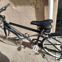 بوب الشام • قرب جامع الراشدي • اسود واحمر