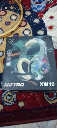 سماعات رأس • بلوتوث • واير