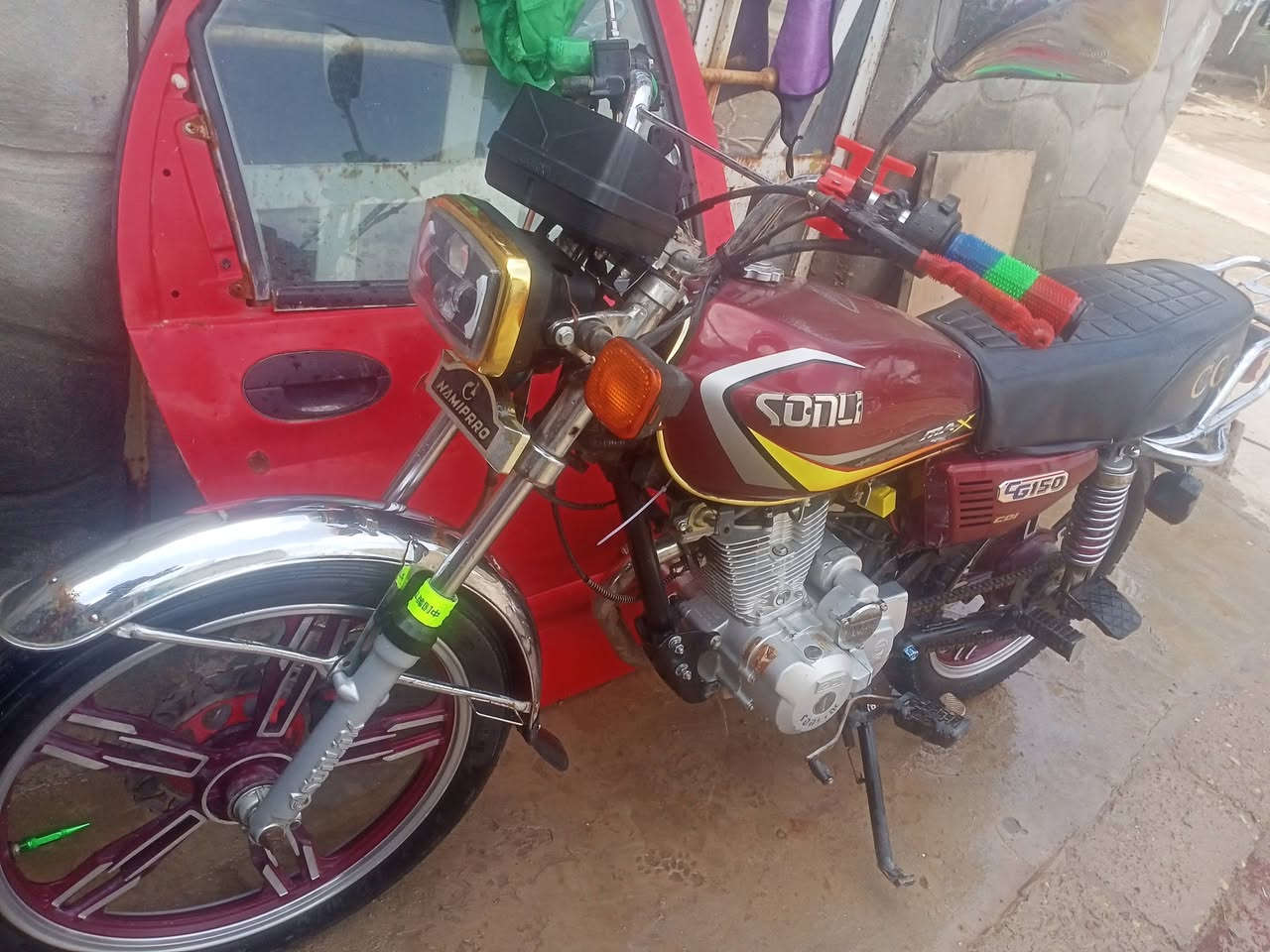 سلام عليكم 
دراجه موديل 23 اورق مكينه بيها بخار قليل 

سعر 450 وبيها مجال قليل لشراي مكاني بغداد
هاذا رقمي ‏‪***********‬‏
