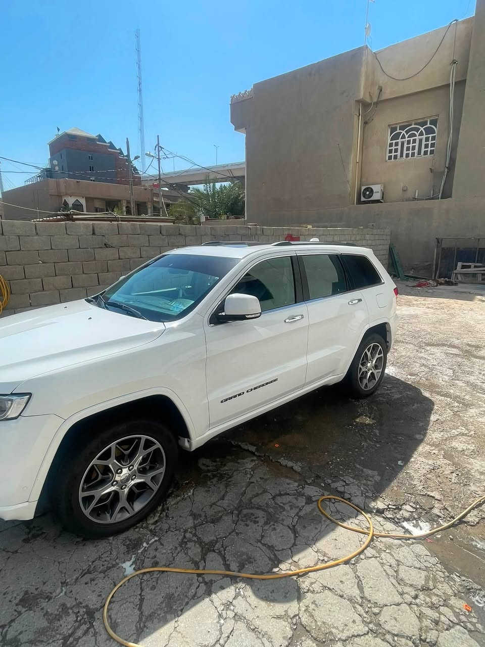 جيب اوفرلاند 2020 رقم بغداد بأسمي تحويل ثاني يوم الممشى :120الف السيارة نظيفه واستخدام شخصي جكات تخم تاير جديد حداده جديده صيانه كامله للبيع السعر 228 ورقة للتواصل واتساب فقط ***********
