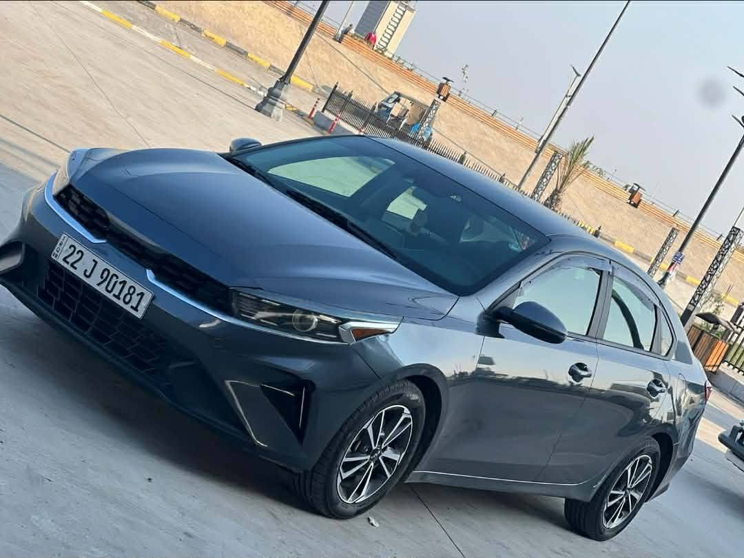 سلام عليكم
للبيع كيا فورتي موديل 2022
رقم اربيل بسمي تحويل ثاني يوم
وارد امريكي بيه البنيد تبديل ومصبوغ وبدون ارباك  بدون دواخل وبيه بل حوض الوره تعديل شي قليل والباقي مكفوله من كلشي من كير ومكينه وحداديه تبريد ثلج سياره جاهزه ماعيزه برغي استعمال بيت فقط صور الحادث بل منشور
موصفات
تحكم ستير 
اشاير بل مري 
رادر تحديد مسار 
ويل كب
محرك 200 دوش المرغوب
شاشه كبيره كامره خلفيه
بلوتوث حاكيه 
مواصفات فورتي معروفه
مكاني بغداد يم القوس
السعر 150 وبيه مجال 
الاستفسار اتصل وبيك خير وتدلل
***********
