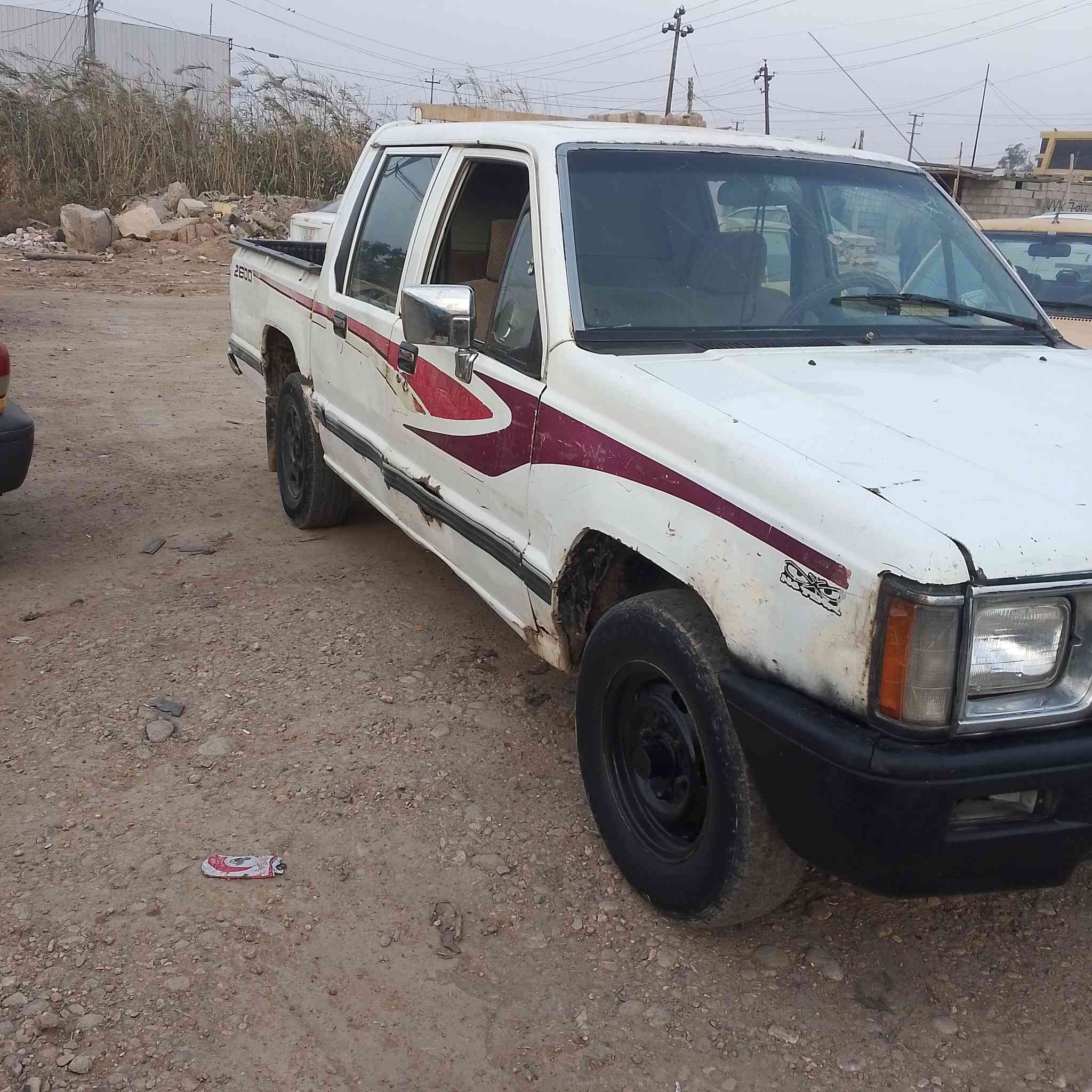 السلام عليكم بيكم 94 مكينه بها قليل كير جديد تخرم تاير جديد كهربائيات شغاله مكانها تقاطع النهروان السعر 26 وبيها مجال تفاصيل على الخط***********
